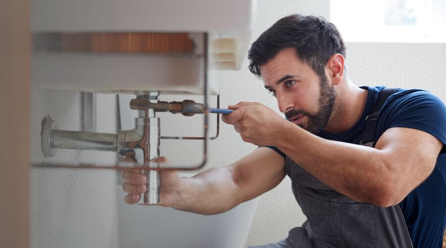 Local water heater installation in Gillett, WI